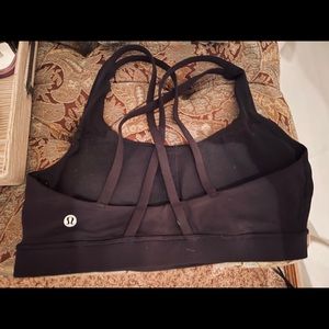 Lululemon soft padded sports bra NEW